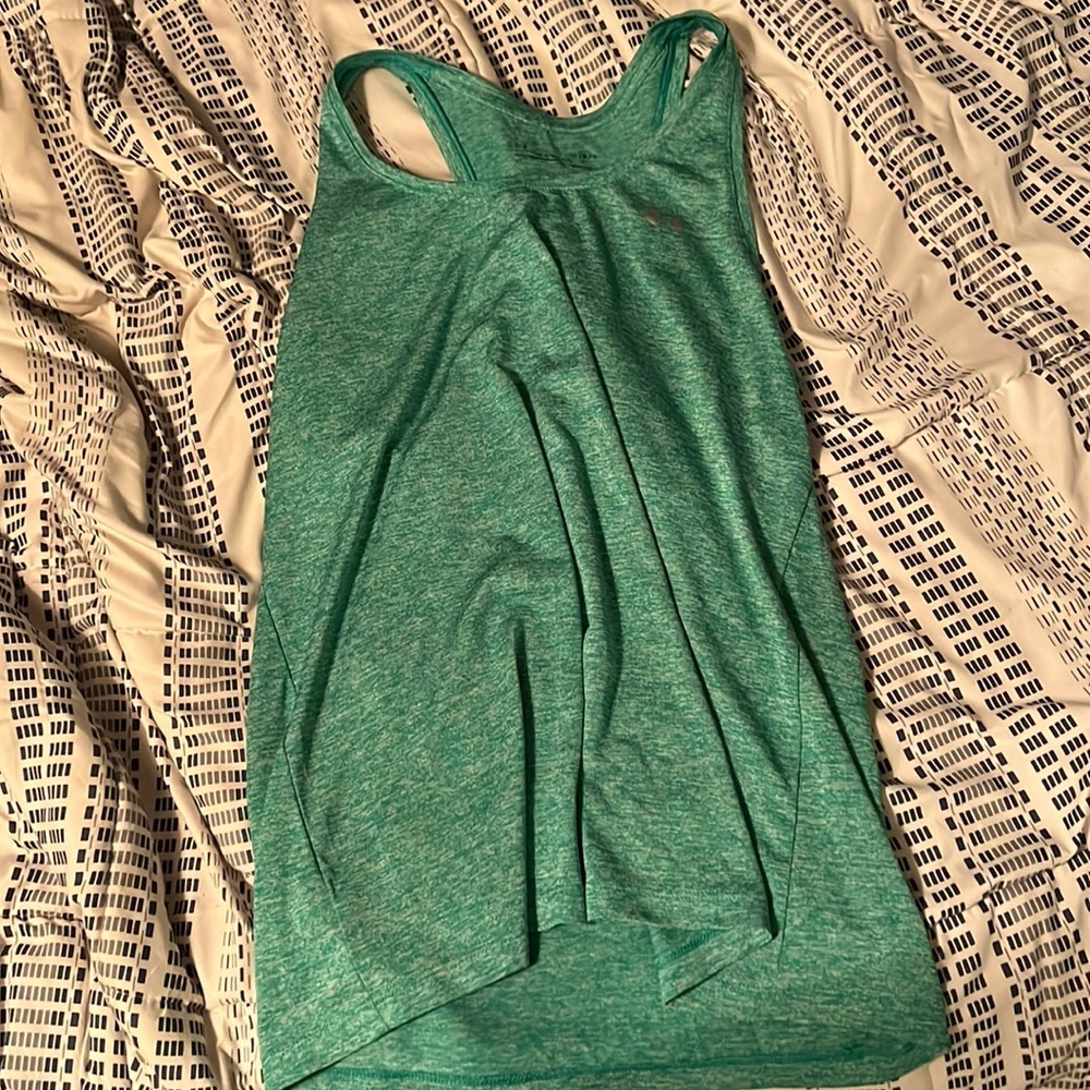 Under Armor womens workout tank